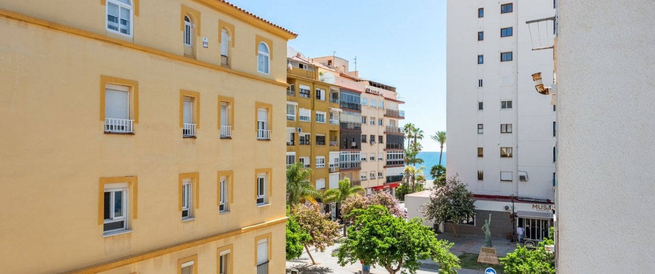 Resale - apartment - Estepona - Estepona Centro