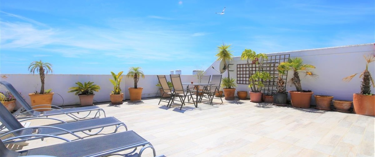 Resale - apartment - Estepona - Estepona Centro