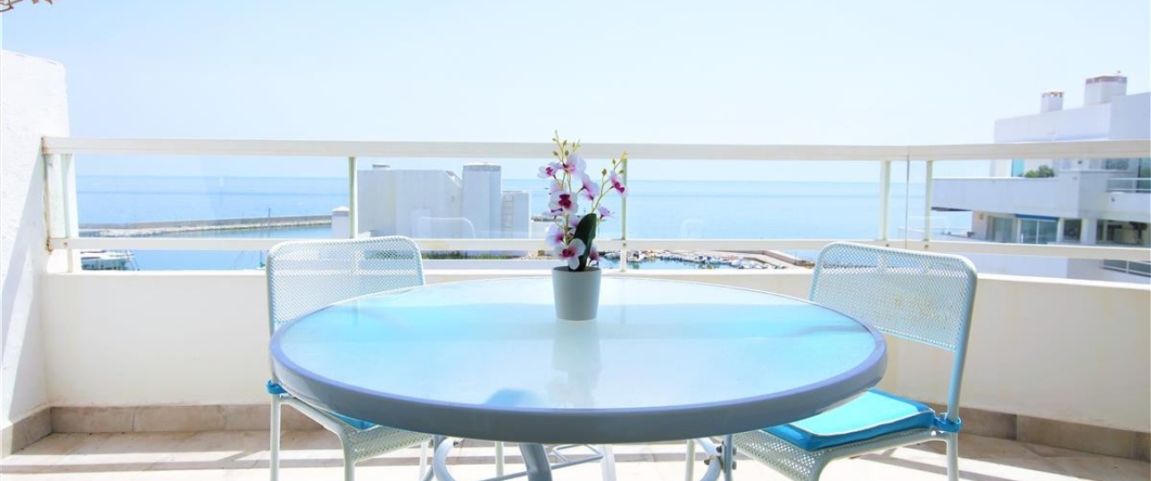 Resale - apartment - Estepona - Estepona Centro