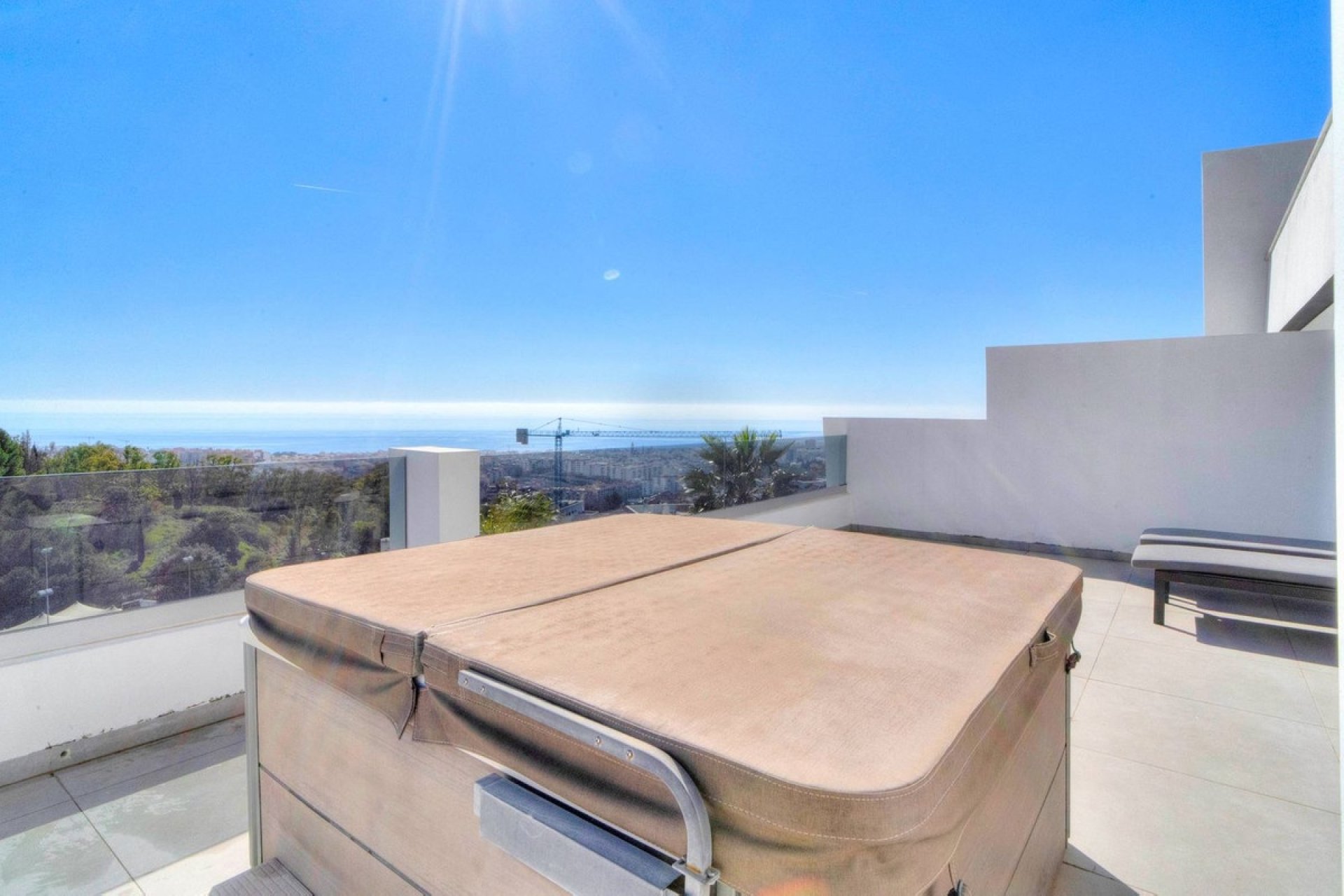 Resale - apartment - Estepona - Estepona Centro