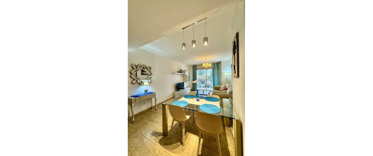 Resale - apartment - Estepona - Estepona Centro