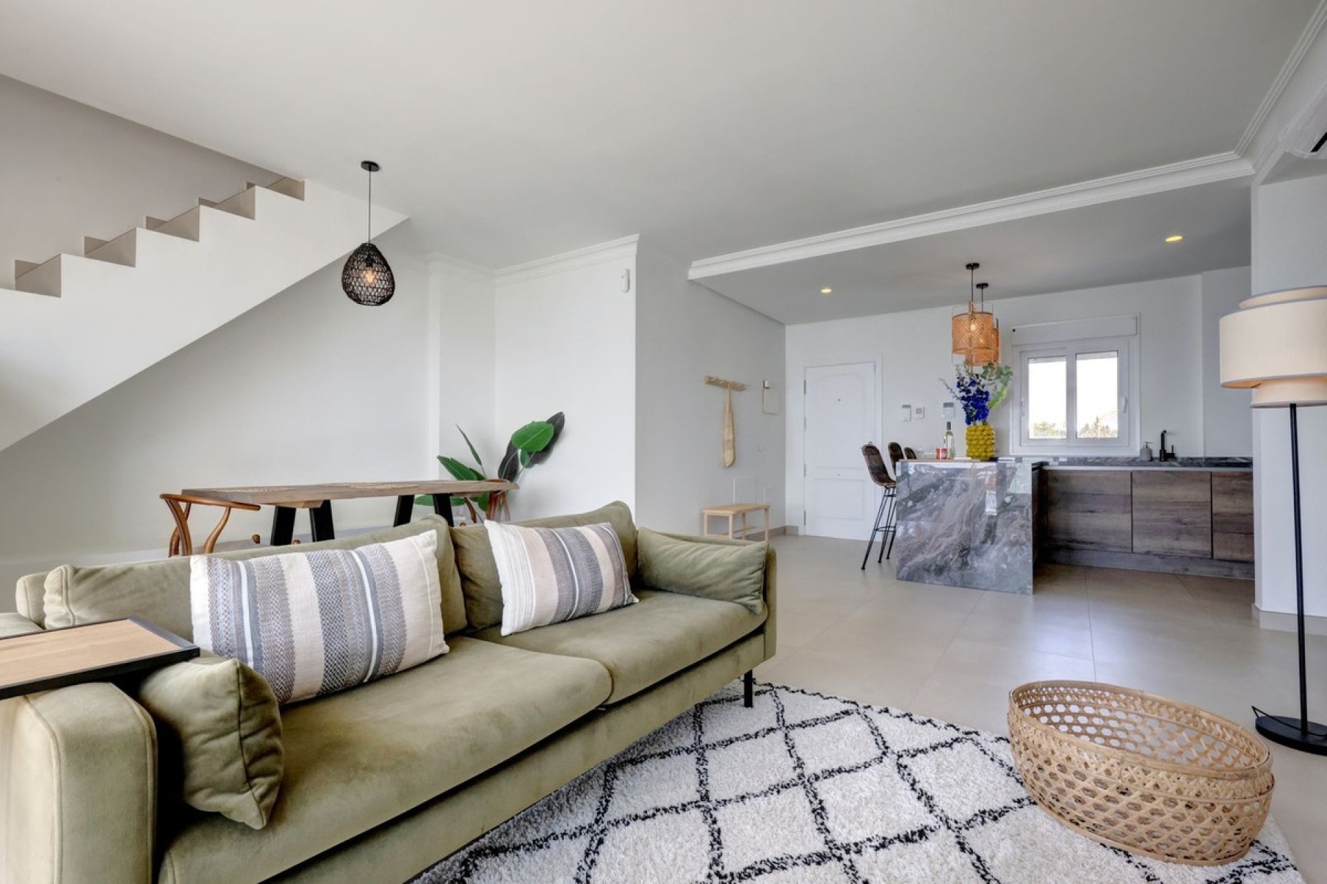 Resale - apartment - Estepona - Estepona Centro