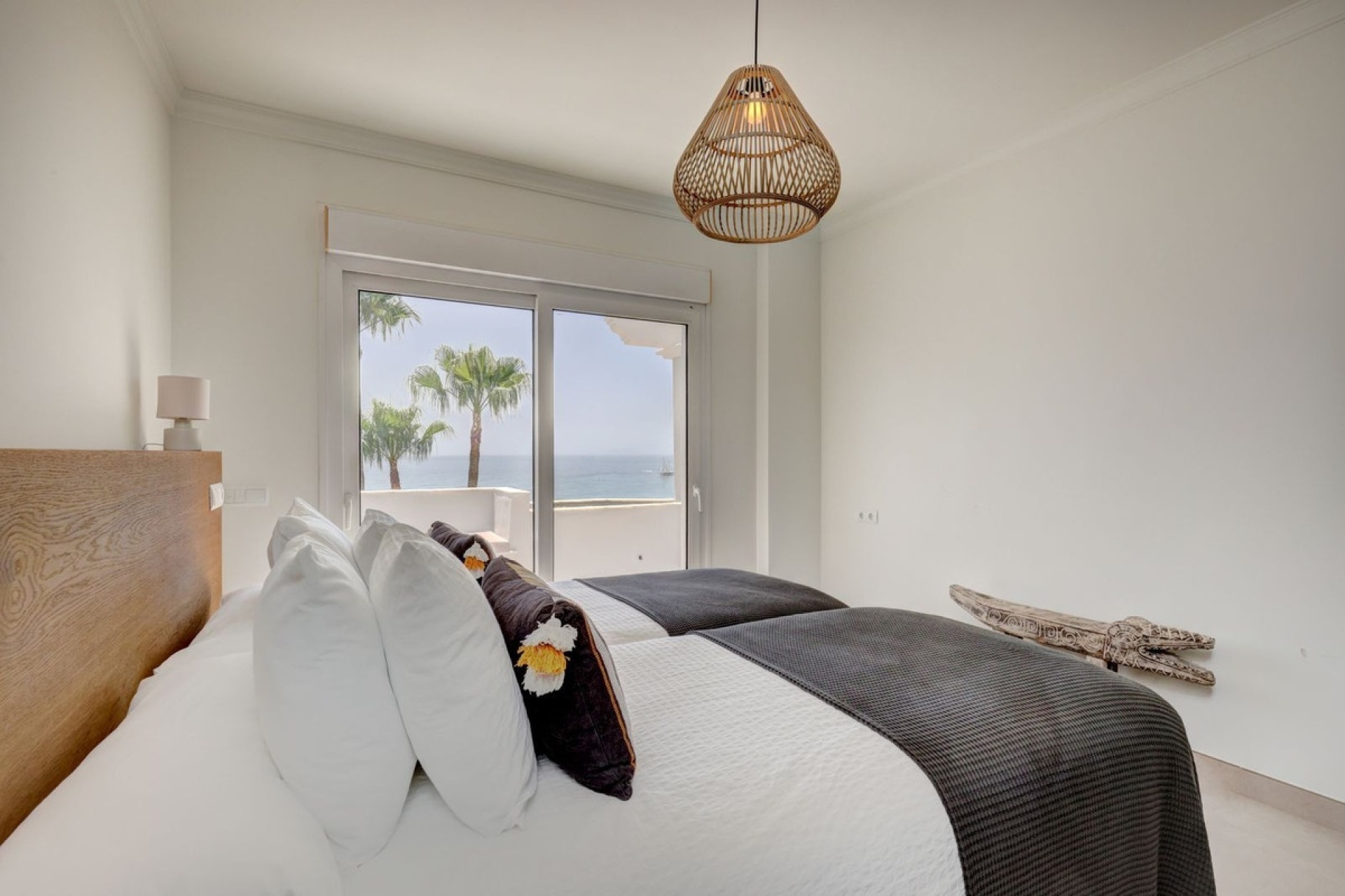 Resale - apartment - Estepona - Estepona Centro