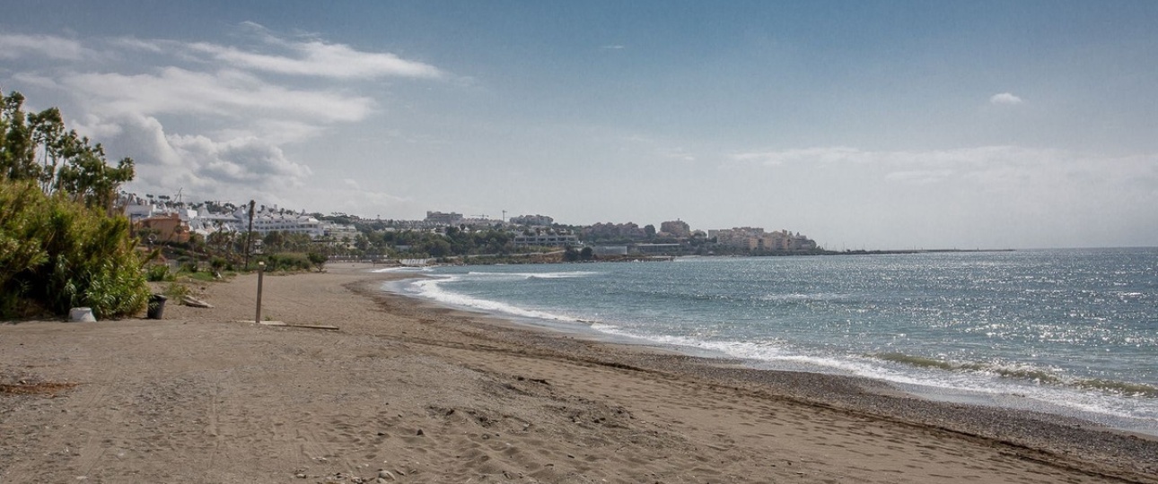 Resale - apartment - Estepona - Estepona Centro