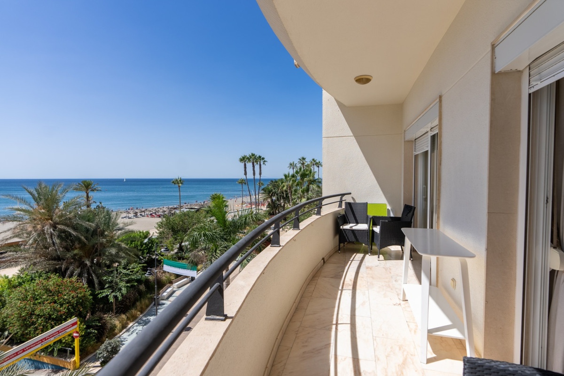 Resale - apartment - Estepona - Estepona Centro