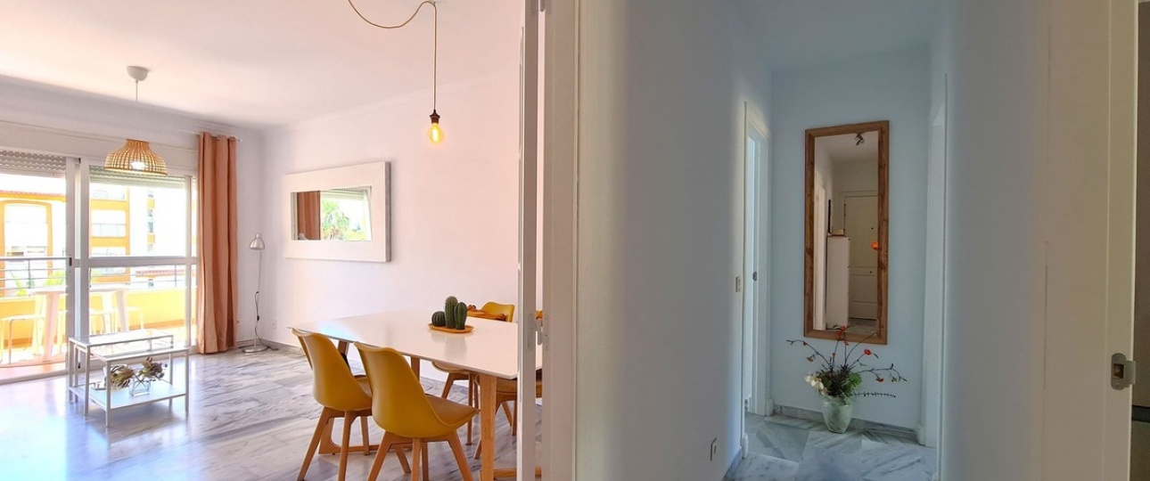 Resale - apartment - Estepona - Estepona Centro