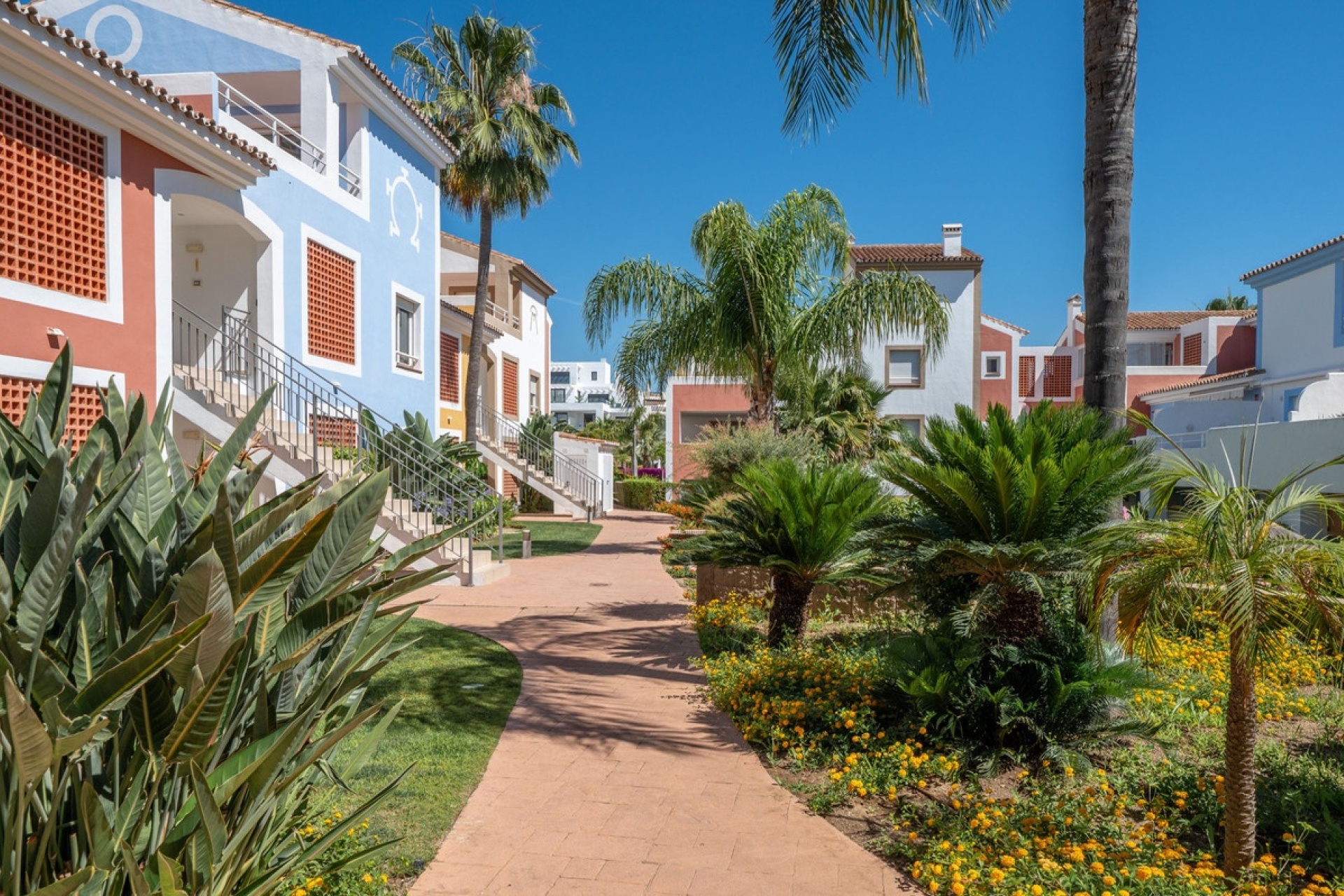 Resale - apartment - Estepona - Estepona Centro