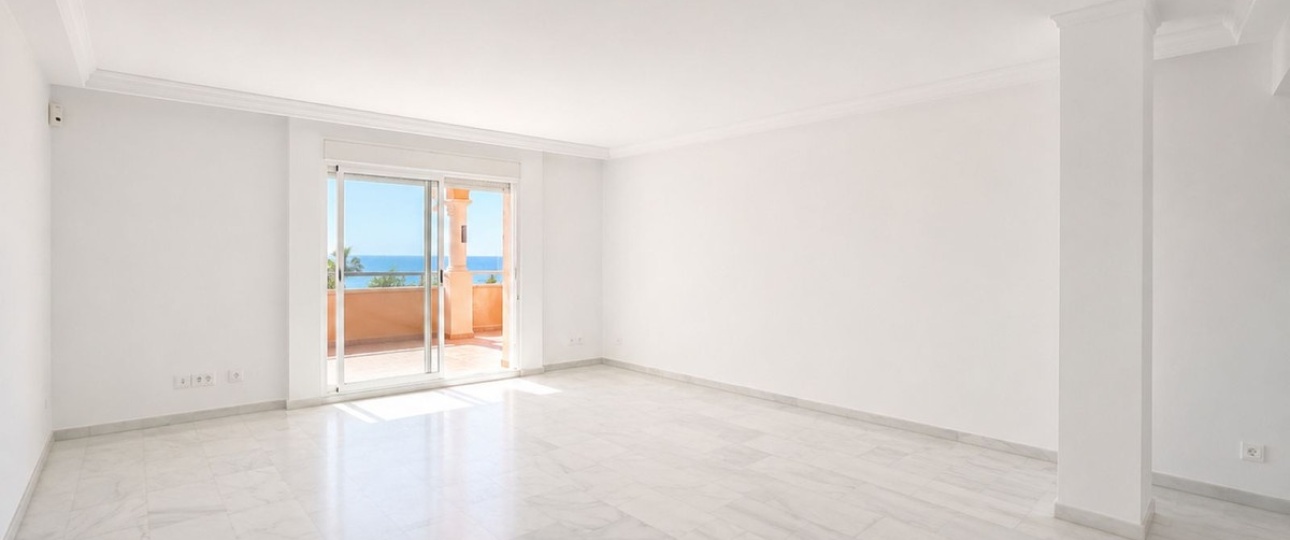 Resale - apartment - Estepona - Estepona Centro