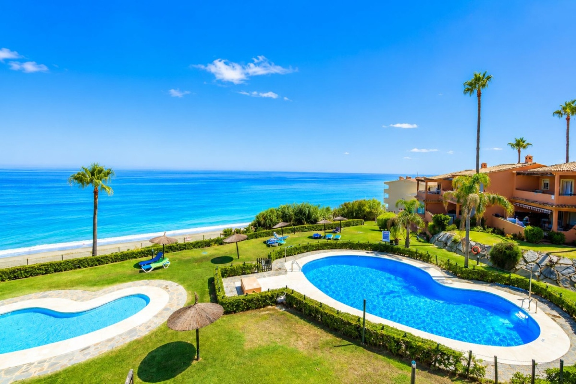 Resale - apartment - Estepona - Estepona Centro