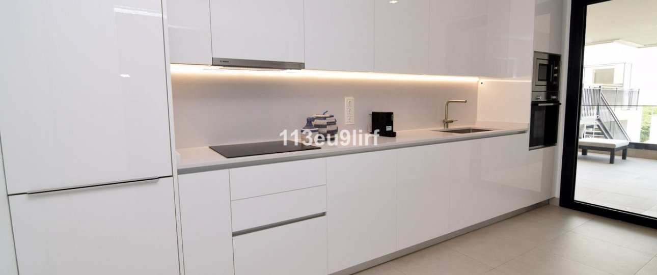 Resale - apartment - Estepona - Estepona Centro