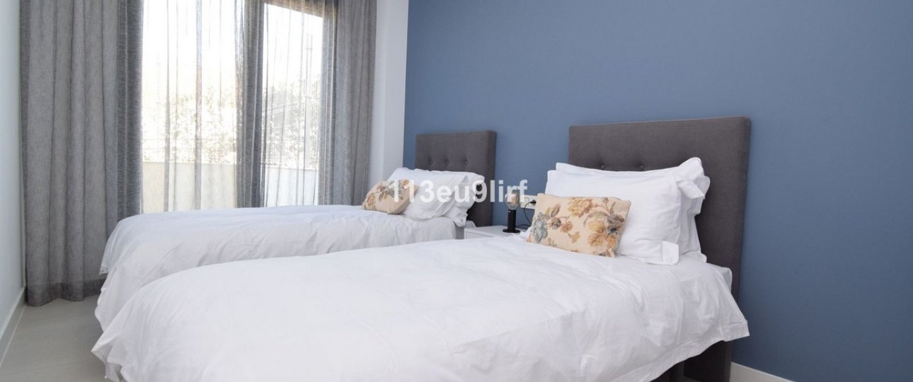 Resale - apartment - Estepona - Estepona Centro