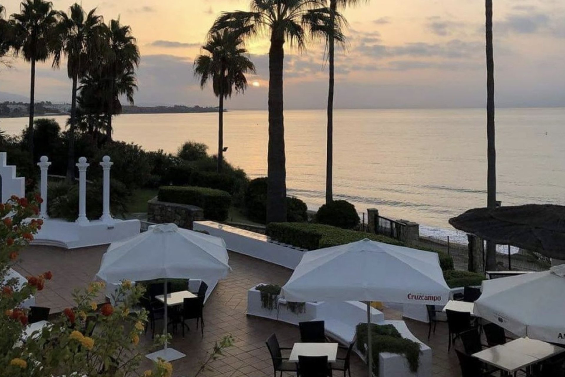 Resale - apartment - Estepona - Estepona Centro