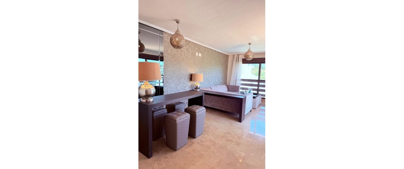 Resale - apartment - Estepona - Estepona Centro