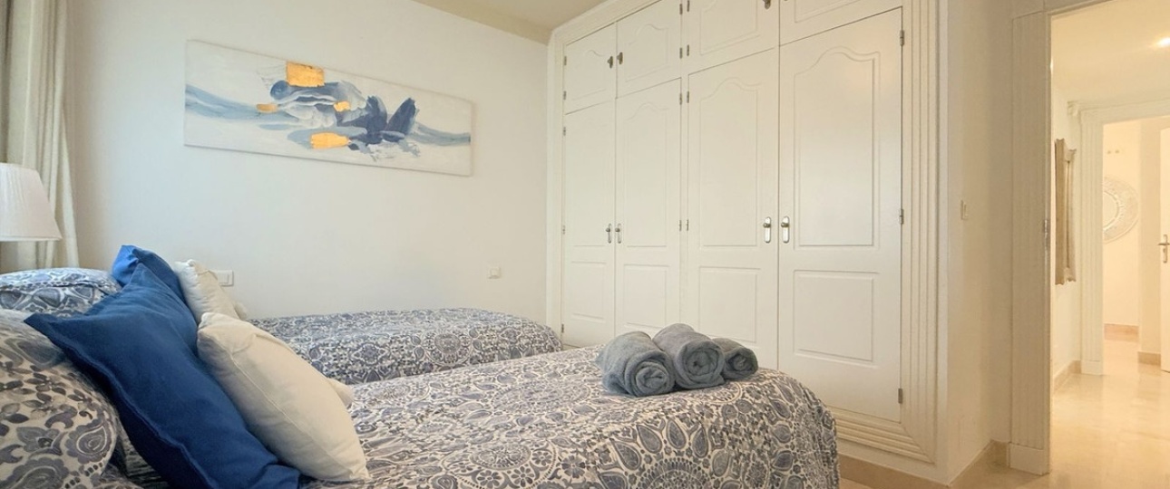 Resale - apartment - Estepona - Estepona Centro