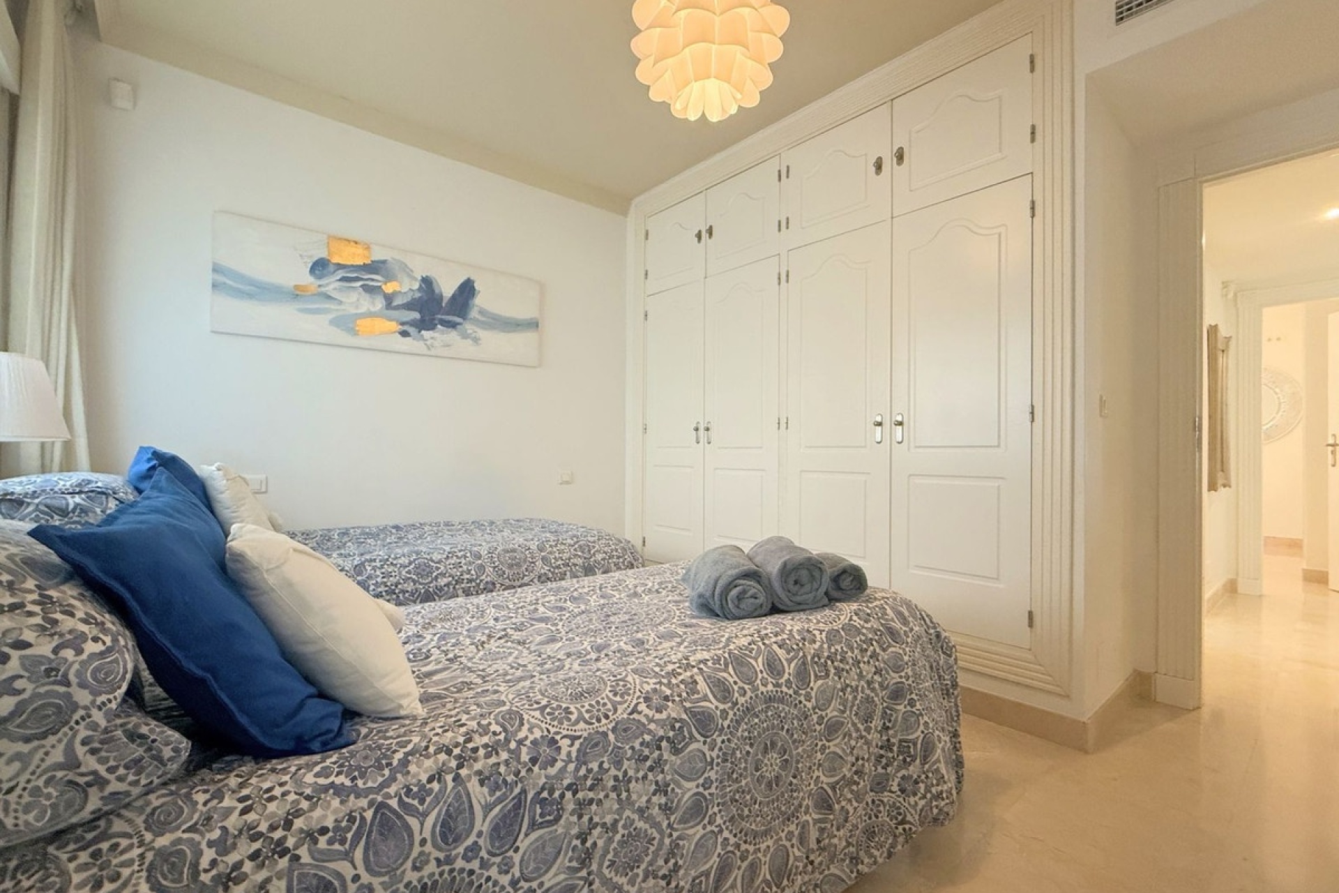 Resale - apartment - Estepona - Estepona Centro
