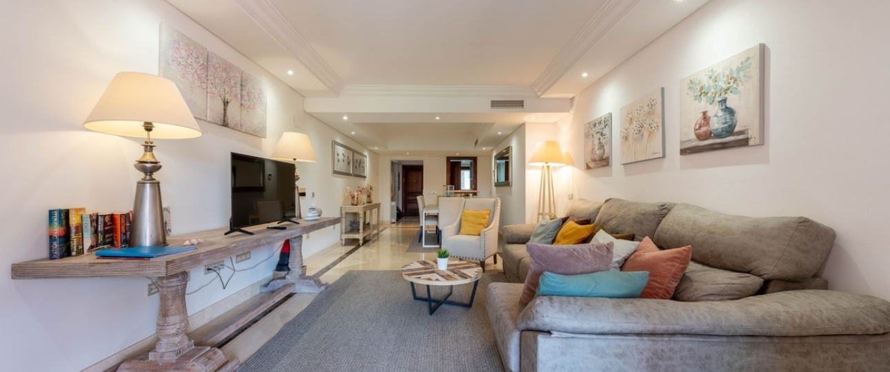 Resale - apartment - Estepona - Estepona Centro
