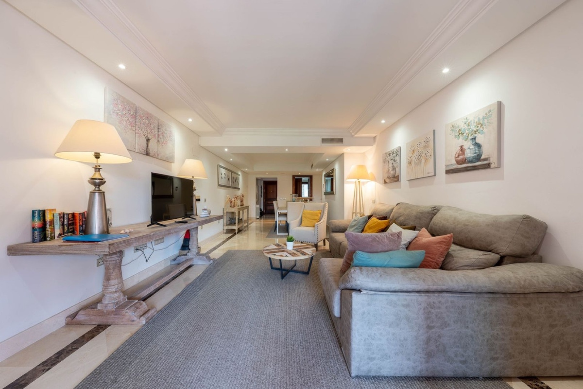 Resale - apartment - Estepona - Estepona Centro