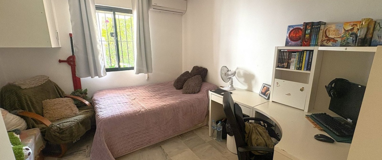 Resale - apartment - Estepona - Estepona Centro