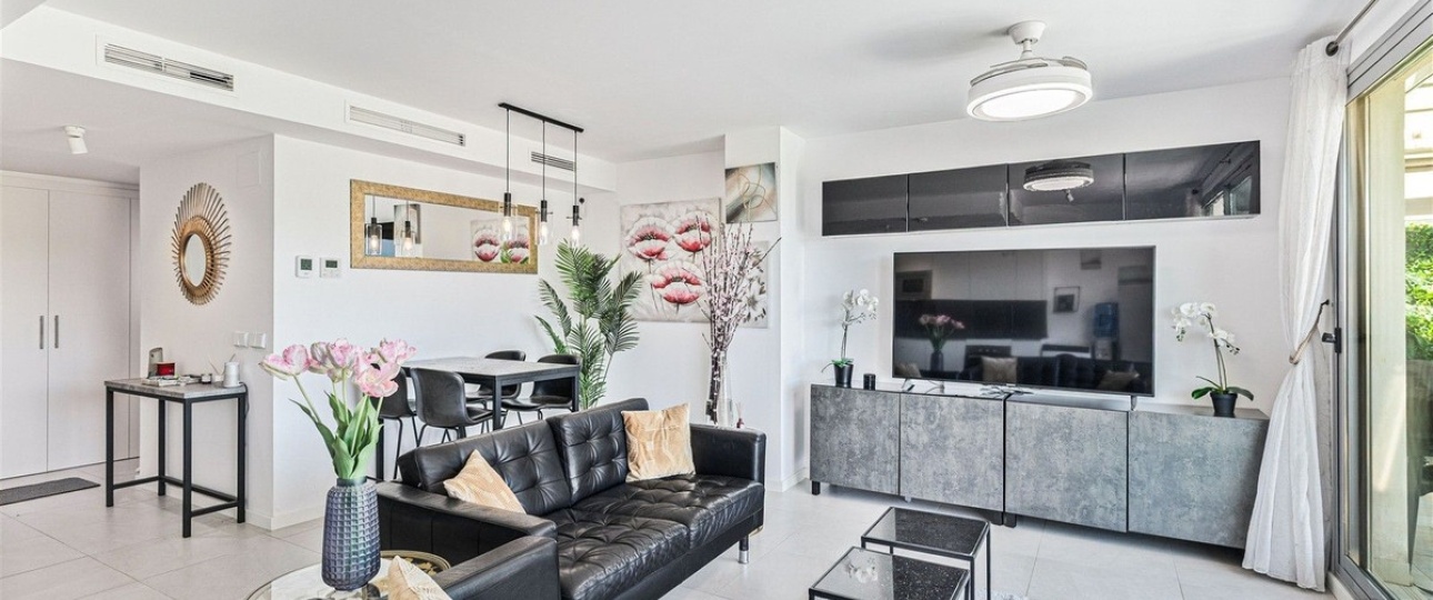 Resale - apartment - Estepona - Estepona Centro