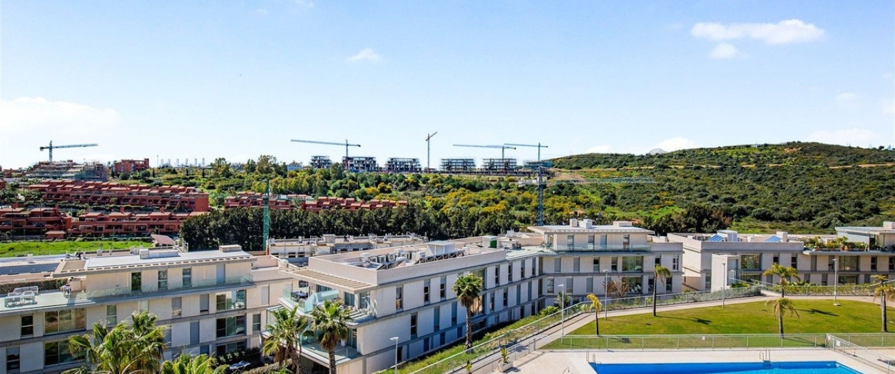 Resale - apartment - Estepona - Estepona Centro