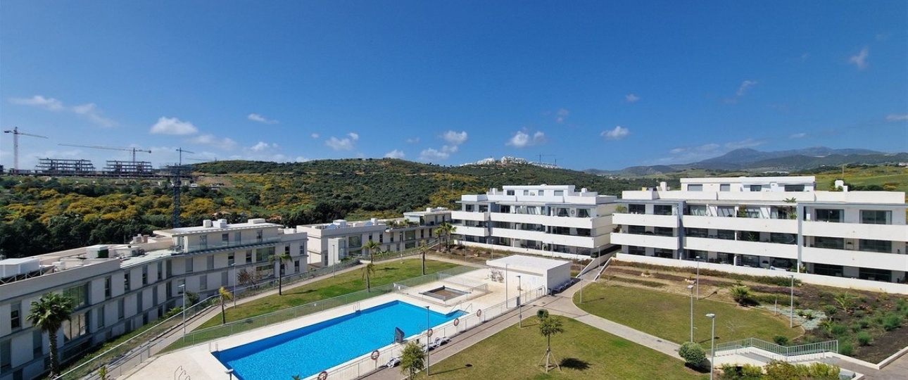 Resale - apartment - Estepona - Estepona Centro