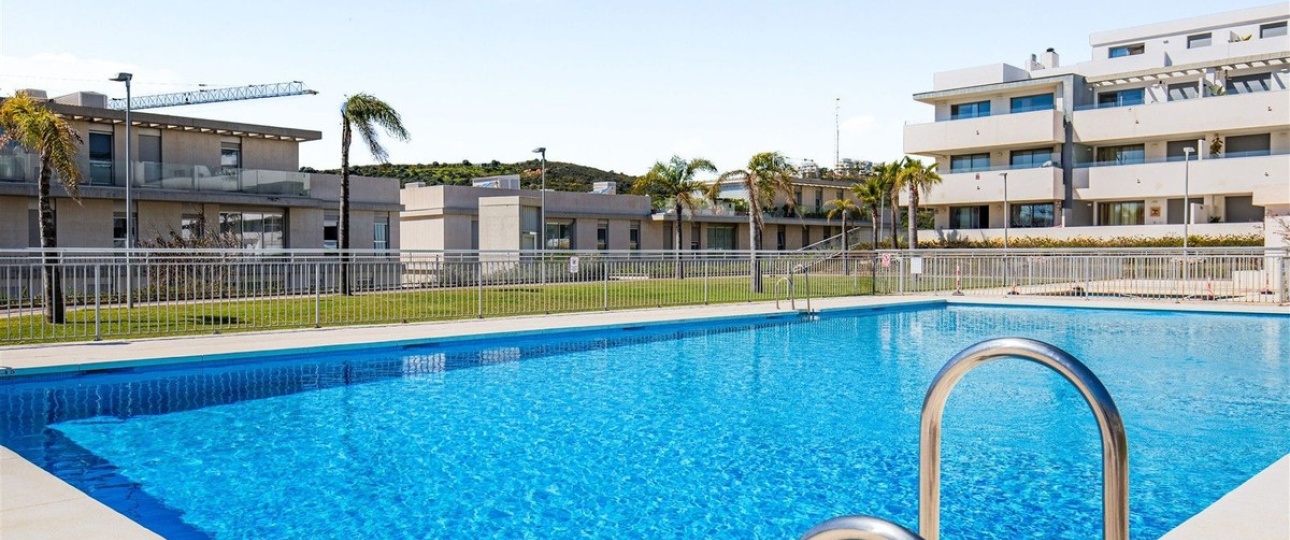 Resale - apartment - Estepona - Estepona Centro