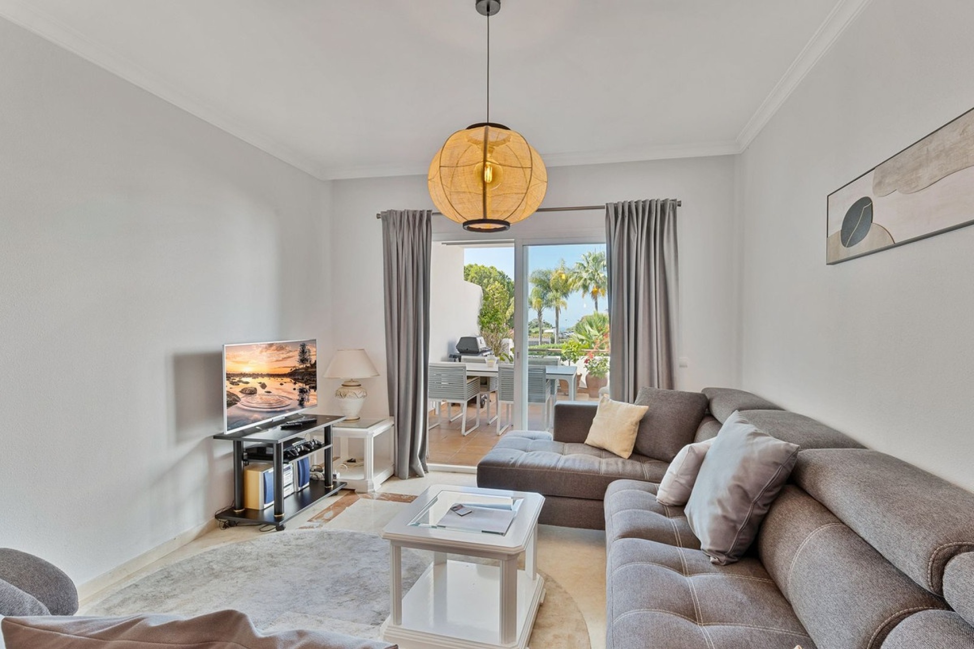 Resale - apartment - Estepona - Estepona Centro