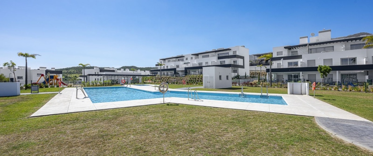 Resale - apartment - Estepona - Estepona Centro