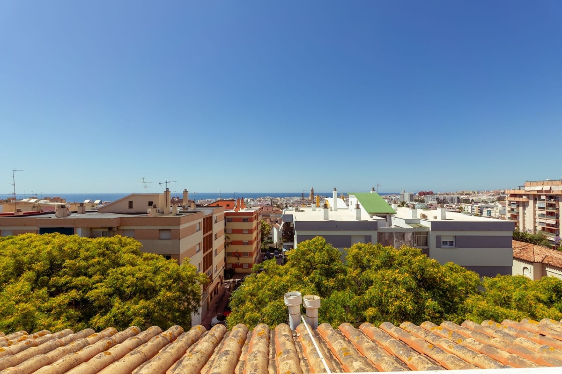 Resale - apartment - Estepona - Estepona Centro