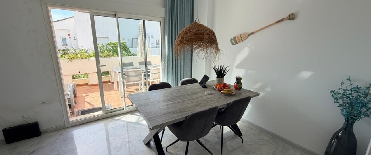 Resale - apartment - Estepona - Estepona Centro