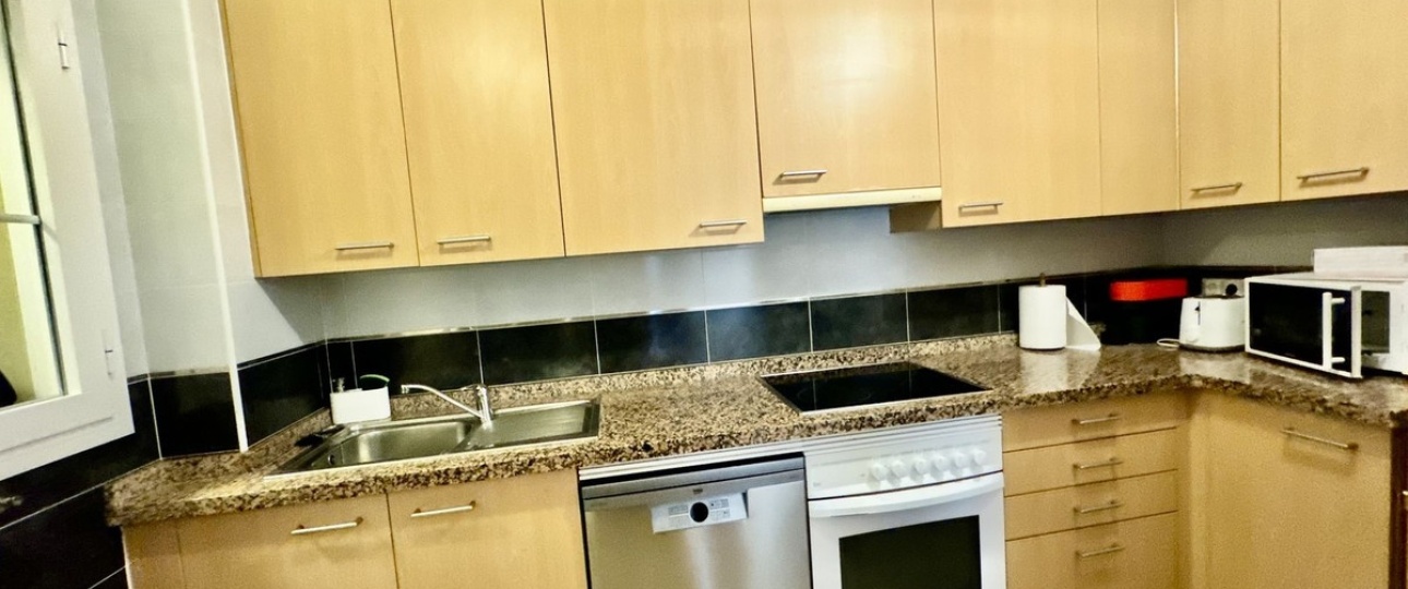 Resale - apartment - Estepona - Estepona Centro