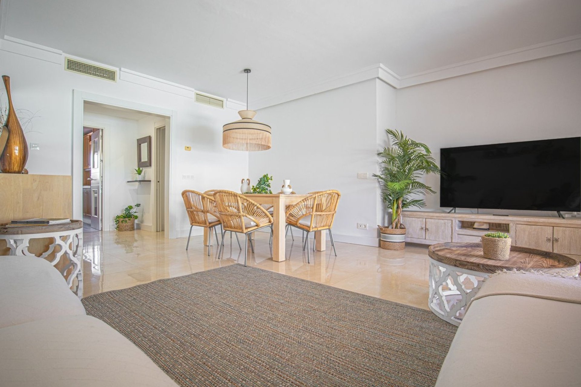 Resale - apartment - Estepona - Estepona Centro