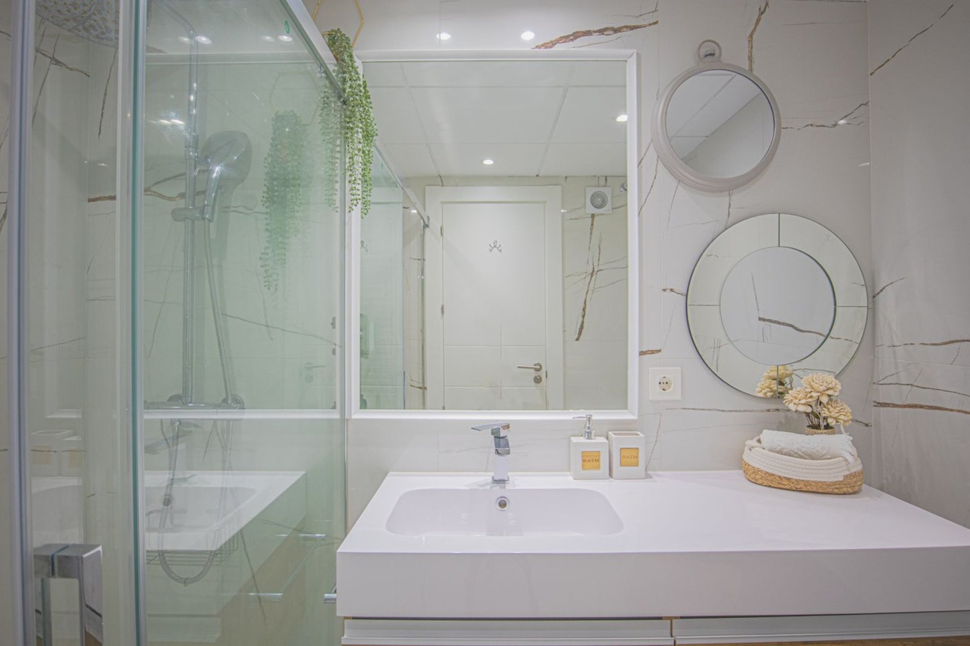 Resale - apartment - Estepona - Estepona Centro