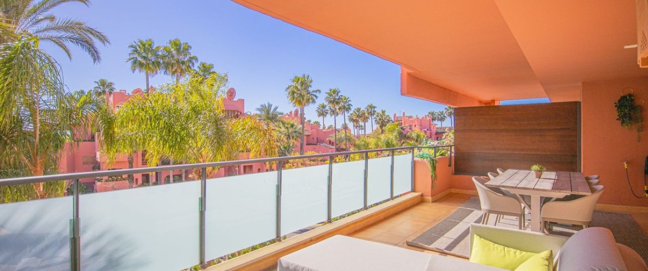 Resale - apartment - Estepona - Estepona Centro