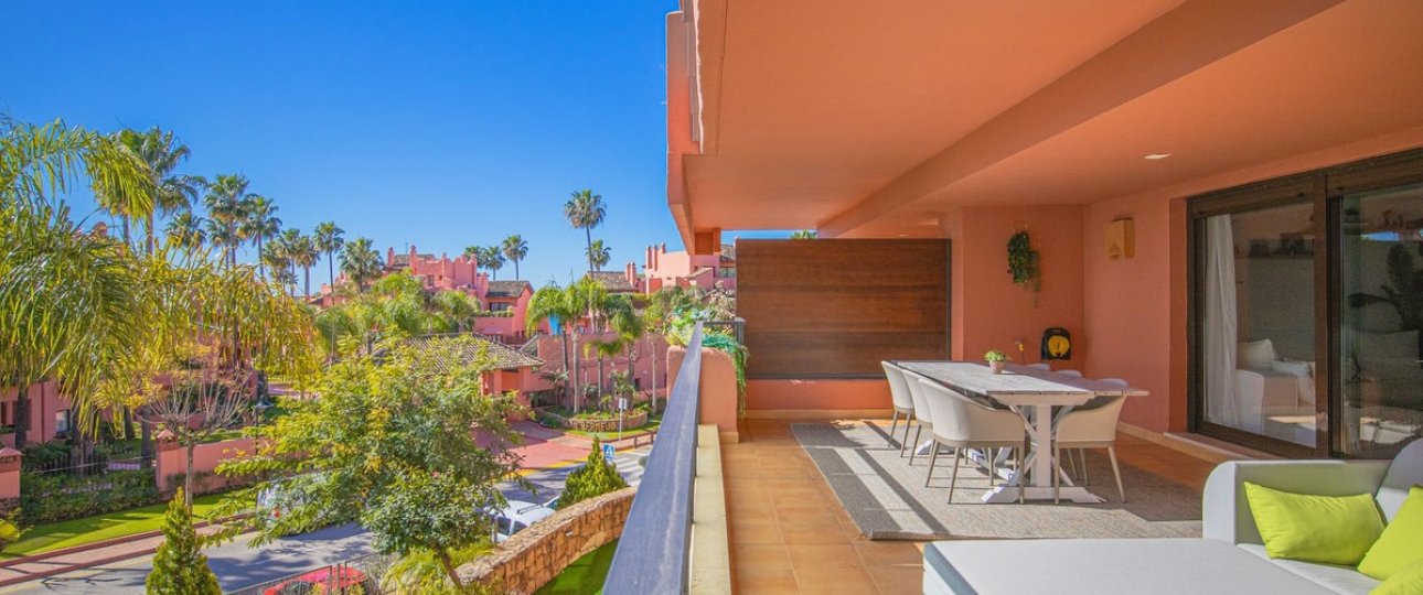 Resale - apartment - Estepona - Estepona Centro