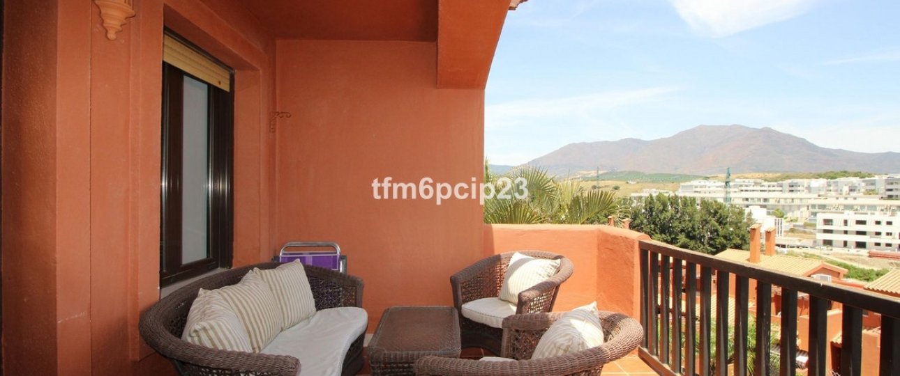 Resale - apartment - Estepona - Estepona Centro