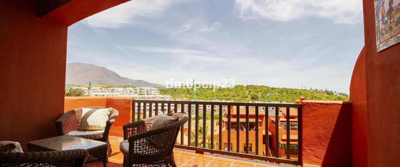 Resale - apartment - Estepona - Estepona Centro