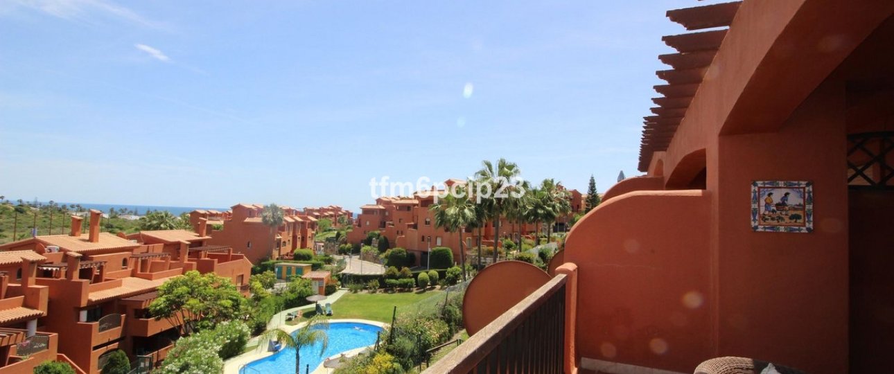 Resale - apartment - Estepona - Estepona Centro