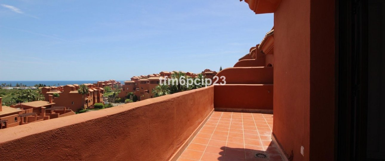 Resale - apartment - Estepona - Estepona Centro