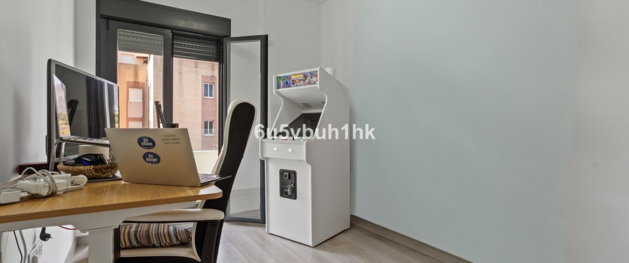 Resale - apartment - Estepona - Estepona Centro