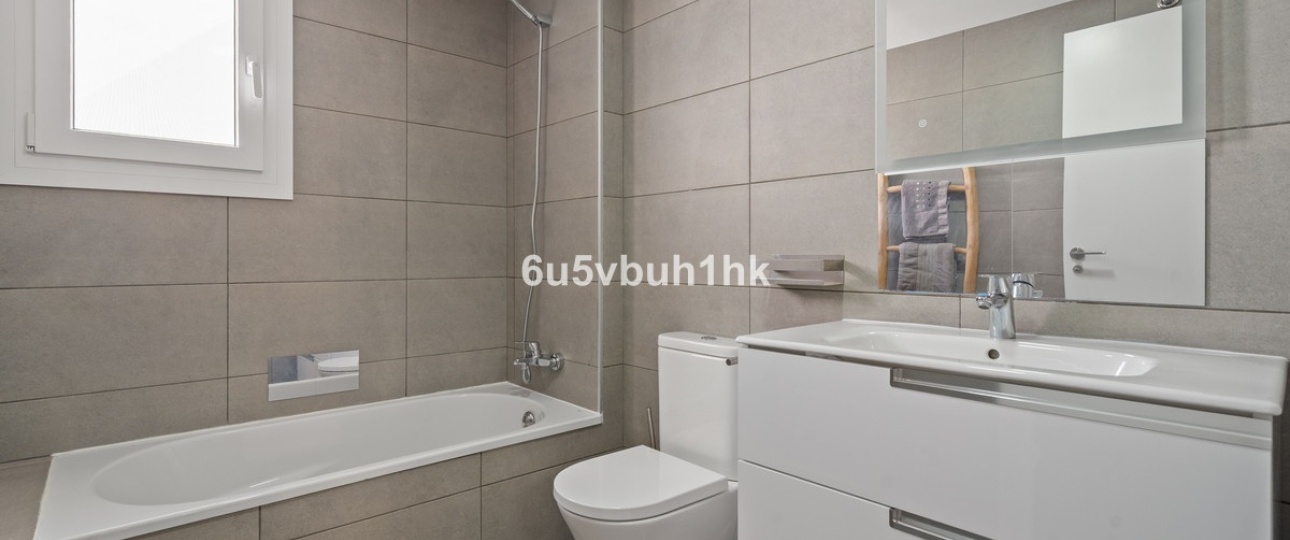 Resale - apartment - Estepona - Estepona Centro