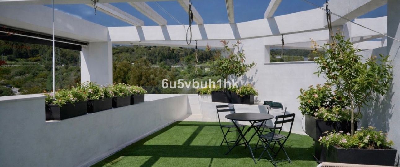 Resale - apartment - Estepona - Estepona Centro