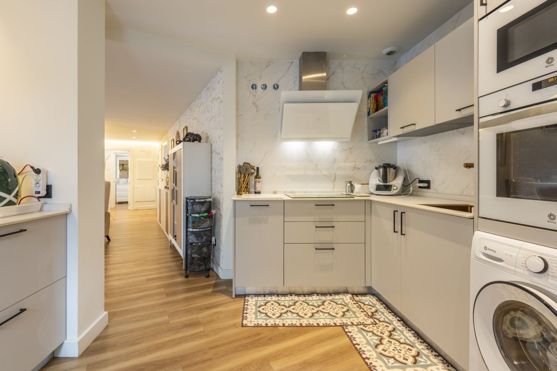 Resale - apartment - Estepona - Estepona Centro