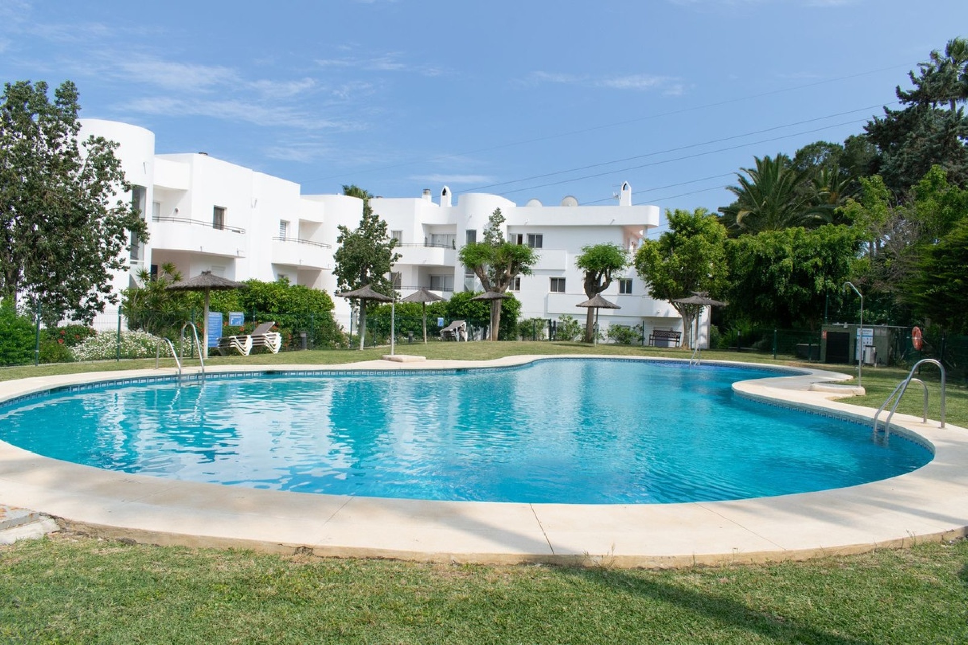 Resale - apartment - Estepona - Estepona Centro