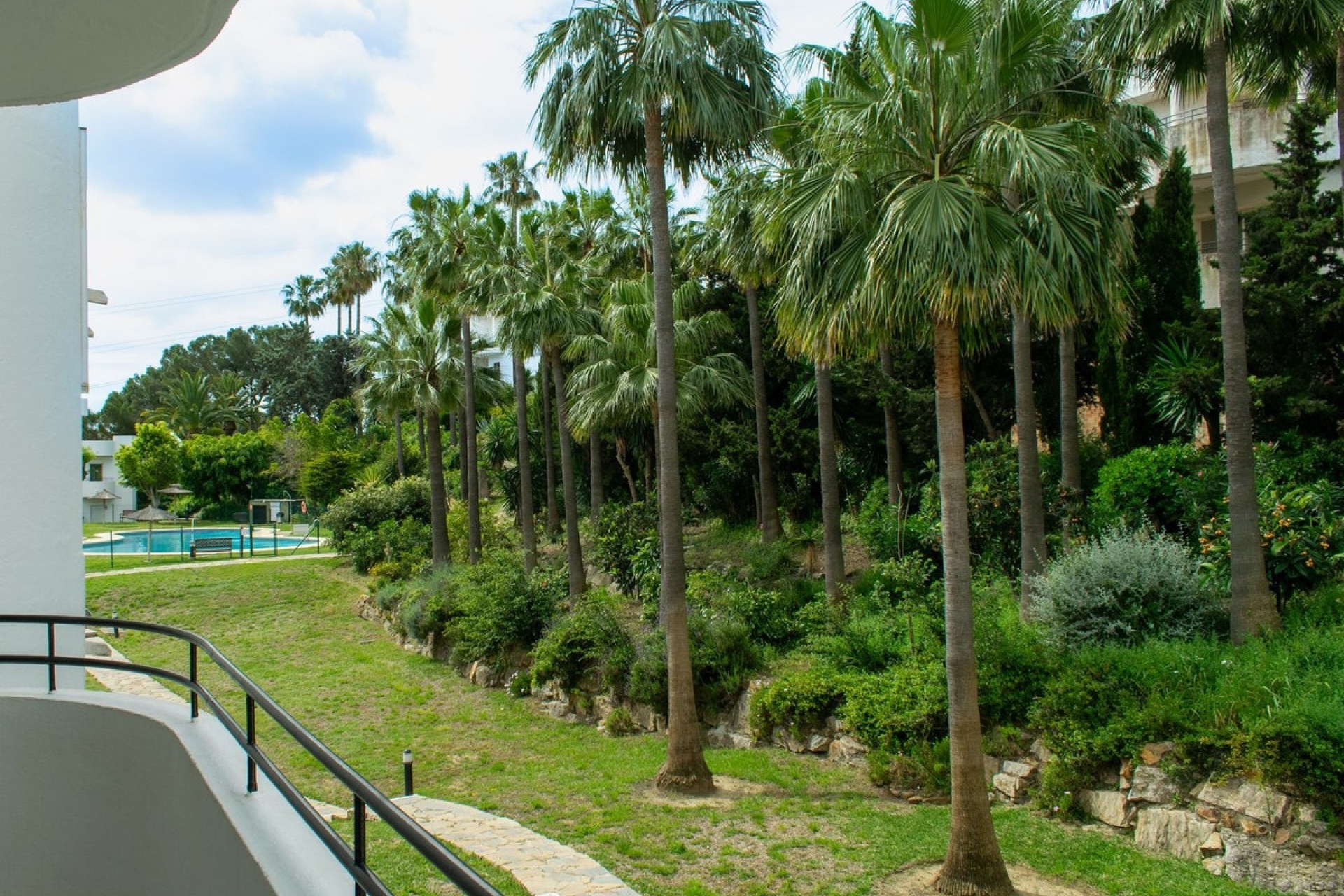 Resale - apartment - Estepona - Estepona Centro