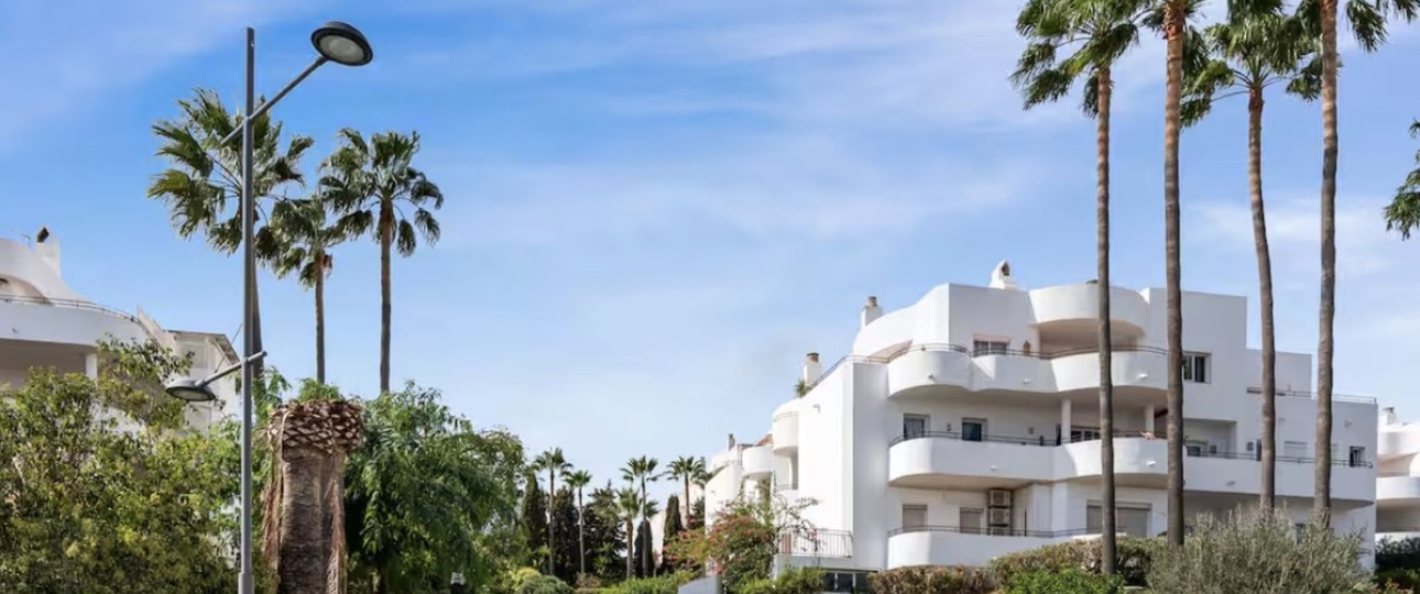 Resale - apartment - Estepona - Estepona Centro