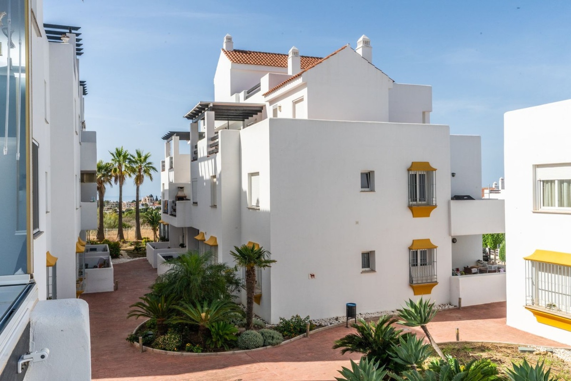 Resale - apartment - Estepona - Estepona Centro