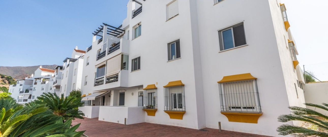 Resale - apartment - Estepona - Estepona Centro