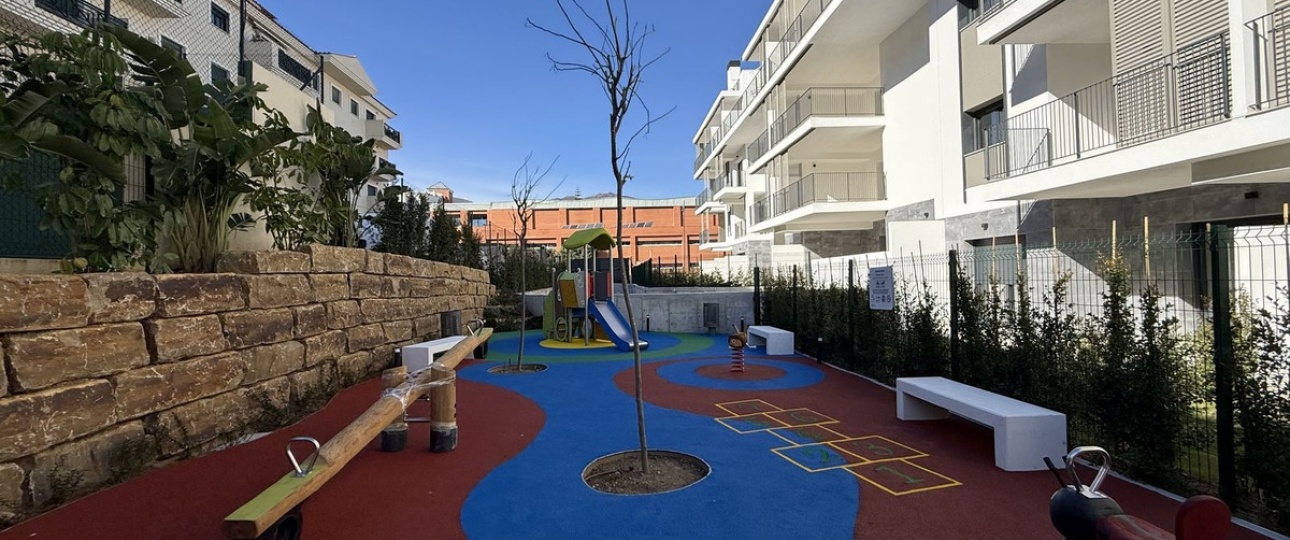 Resale - apartment - Estepona - Estepona Centro