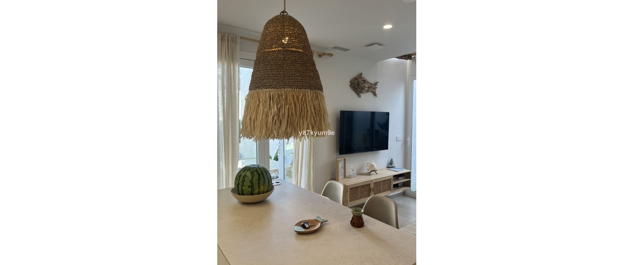 Resale - apartment - Estepona - Estepona Centro
